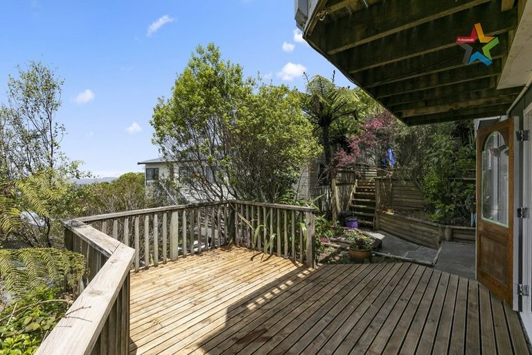 Photo of property in 2/259 Major Drive, Kelson, Lower Hutt, 5010
