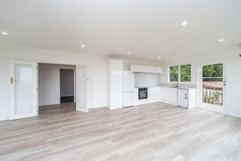 Photo of property in 43a Harbour View Road, Northland, Wellington, 6012