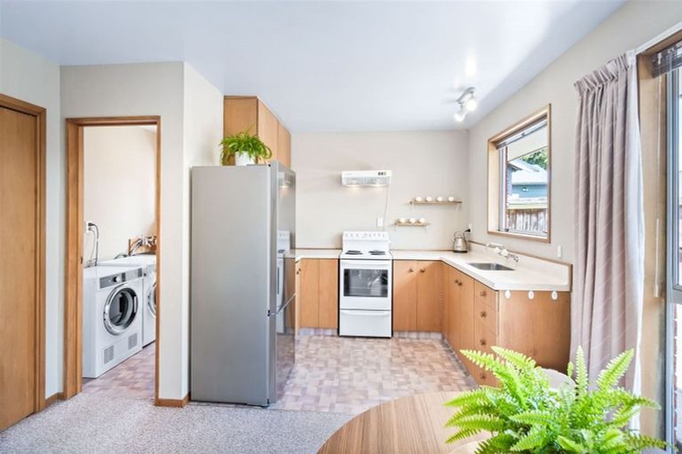 Photo of property in 2/97 Mandeville Street, Riccarton, Christchurch, 8011