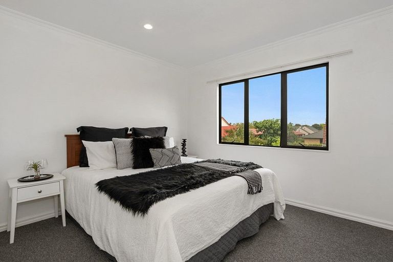 Photo of property in 21 Nielsen Gardens, Rototuna, Hamilton, 3210