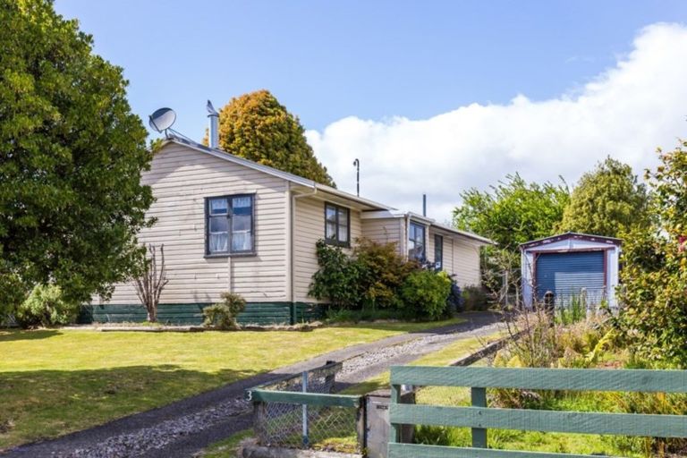 Photo of property in 3 Runuku Grove, Turangi, 3334