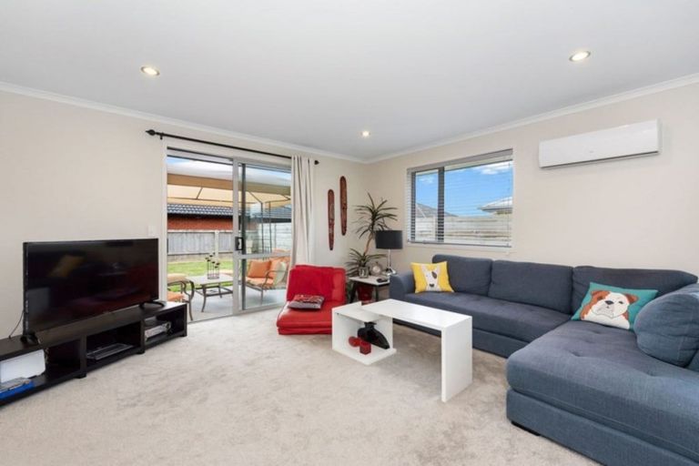 Photo of property in 55 Shrule Place, Huntington, Hamilton, 3210