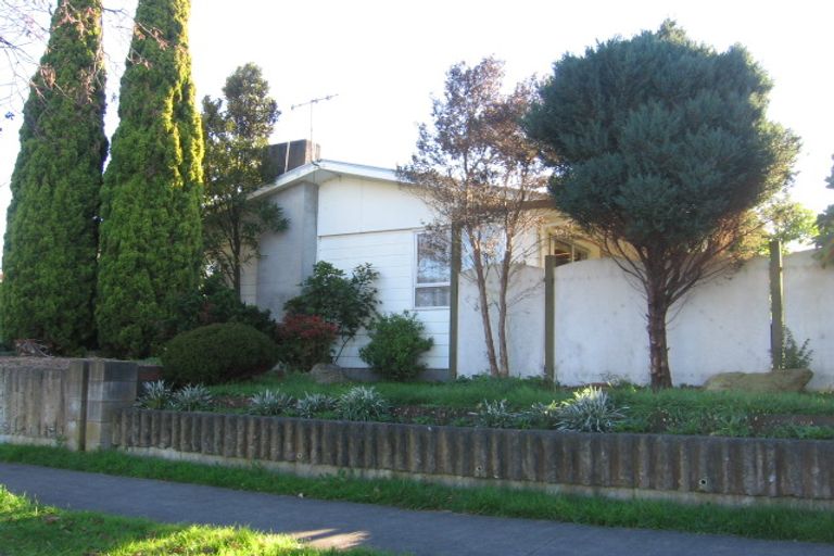 Photo of property in 104 Apollo Parade, Milson, Palmerston North, 4414