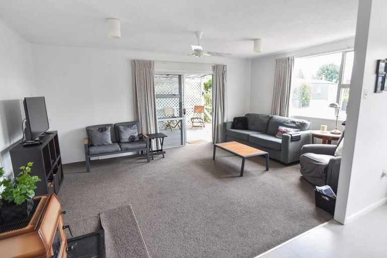 Photo of property in 42 Omahau Crescent, Twizel, 7901