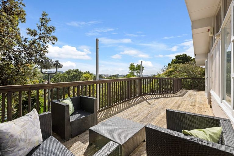 Photo of property in 41 Hatherlow Street, Glenfield, Auckland, 0629