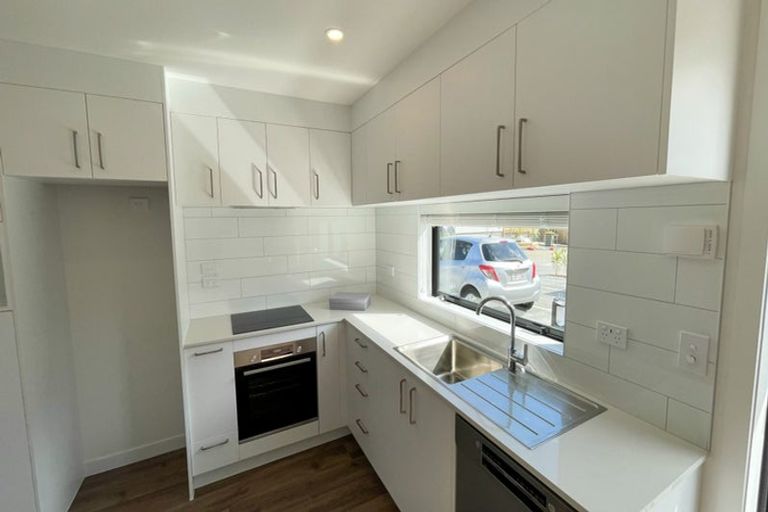 Photo of property in 19 Whanui Place, Mangere Bridge, Auckland, 2022