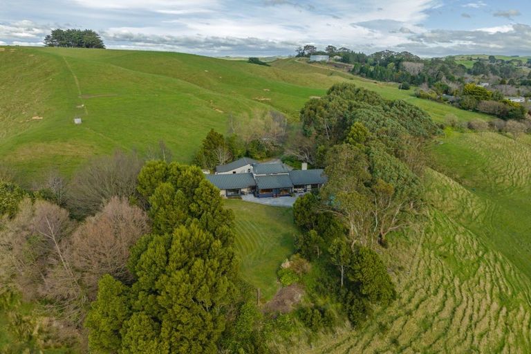 Photo of property in 43 Edward Street, Pahiatua, 4910