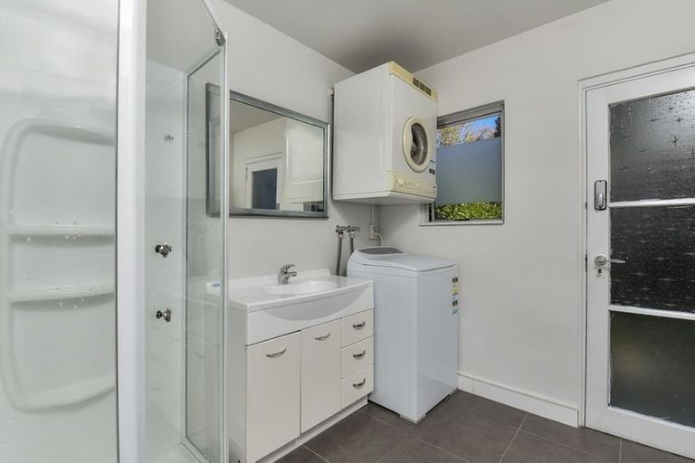 Photo of property in 26 Macnay Way, Murrays Bay, Auckland, 0630