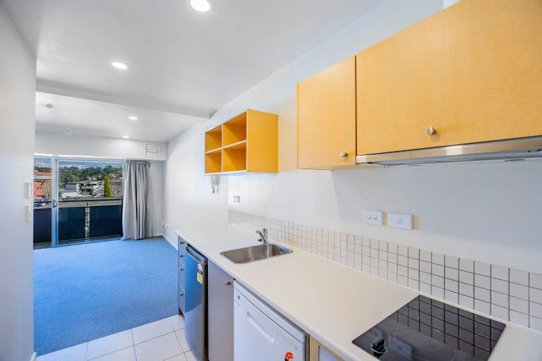 Photo of property in Albany Central, 36a/210 Dairy Flat Highway, Albany, Auckland, 0632