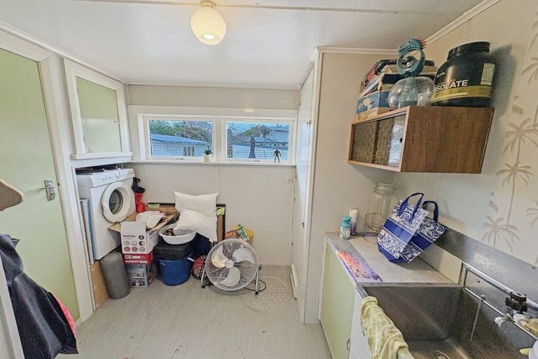 Photo of property in 71 Barraud Street, Dannevirke, 4930