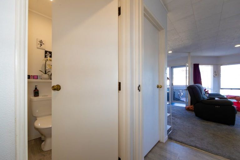 Photo of property in 3/909 Clive Street, Akina, Hastings, 4122