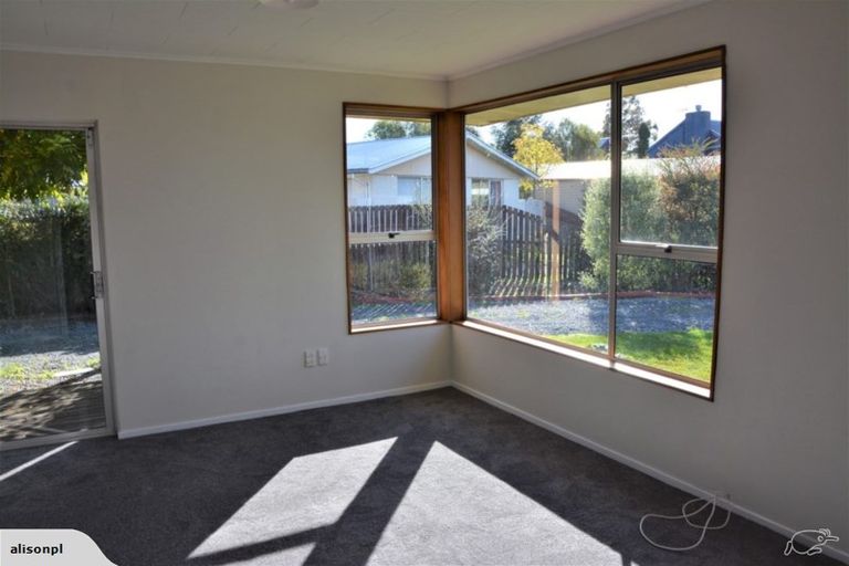 Photo of property in 6 Banks Place, Rangiora, 7400