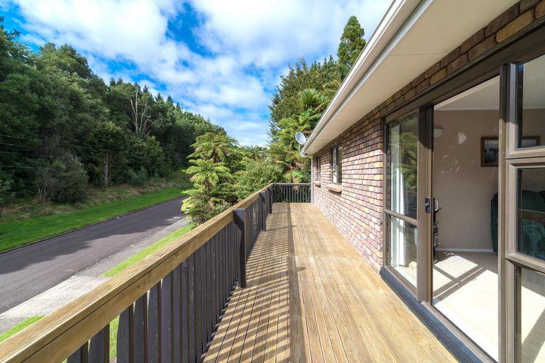 Photo of property in 27 Tihi Road, Springfield, Rotorua, 3015