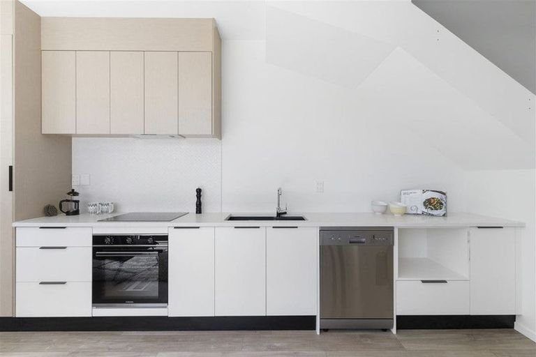 Photo of property in 40b Kenderdine Road, Papatoetoe, Auckland, 2025