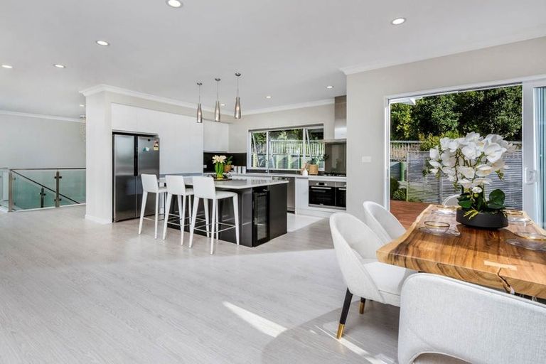 Photo of property in 41d Wicklam Lane, Greenhithe, Auckland, 0632