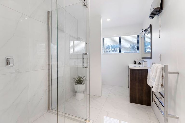 Photo of property in 12c Parris Street, Moturoa, New Plymouth, 4310