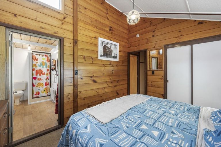 Photo of property in 15 Fairbank Avenue, Stratford, 4332