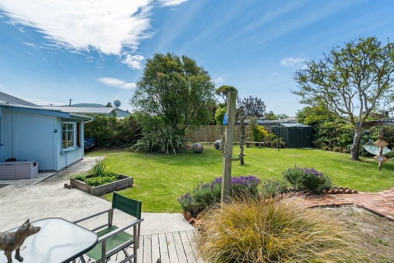 Photo of property in 152 Beach Street, Waikouaiti, 9510