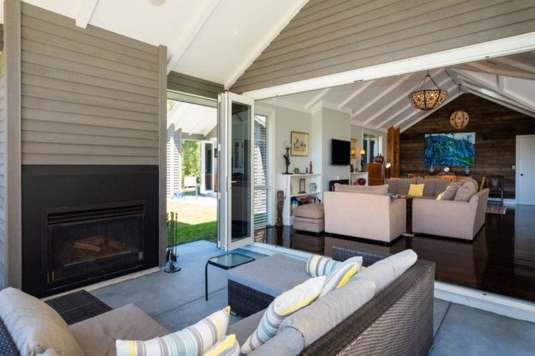 Photo of property in Riverton, 175 Lane Road, Havelock North, 4130