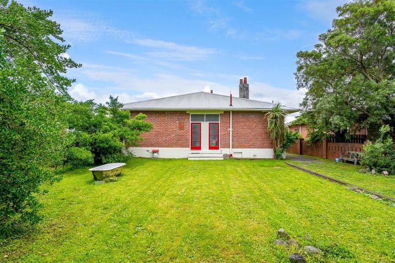 Photo of property in 70 Bell Street, Featherston, 5710
