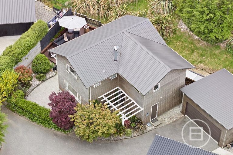 Photo of property in 7 Haines Way, Arthurs Point, Queenstown, 9371