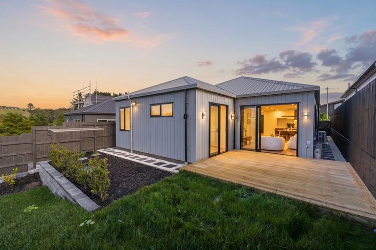 Photo of property in 68 Huanui Drive, Wainui, 0992