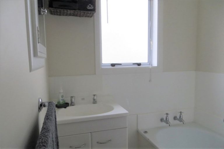 Photo of property in 65 Whitaker Street, Te Aroha, 3320