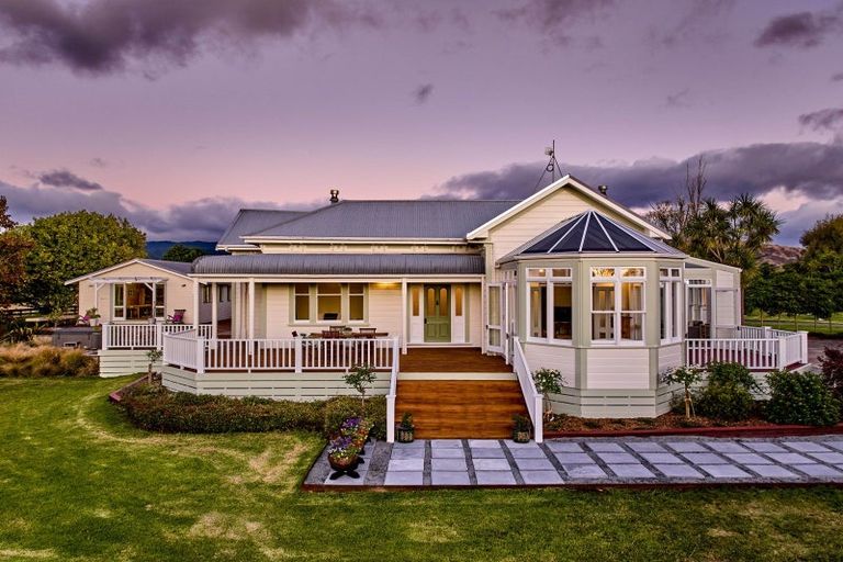 Photo of property in 108 Arcus Road, Te Horo, Otaki, 5582