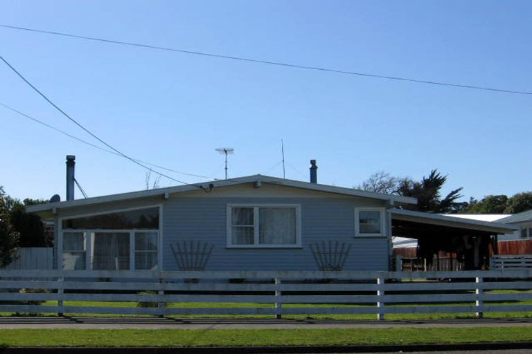 Photo of property in 7 Fox Street, Featherston, 5710