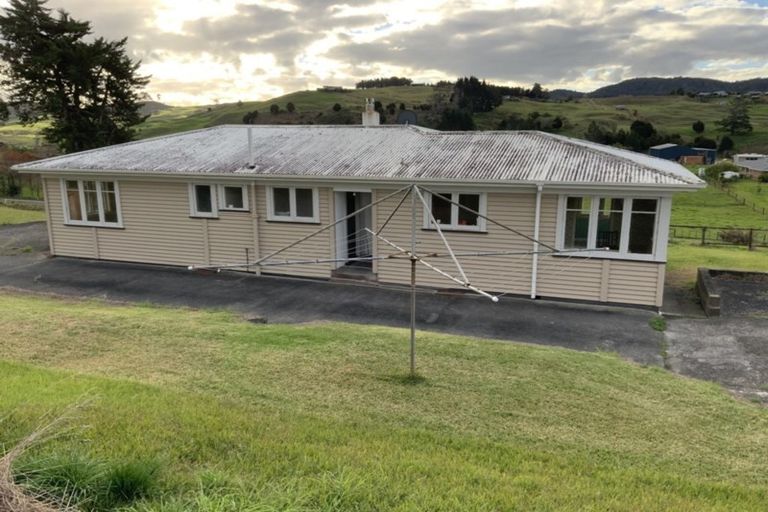 Photo of property in 93 Maungakaramea Road, Puwera, Whangarei, 0178