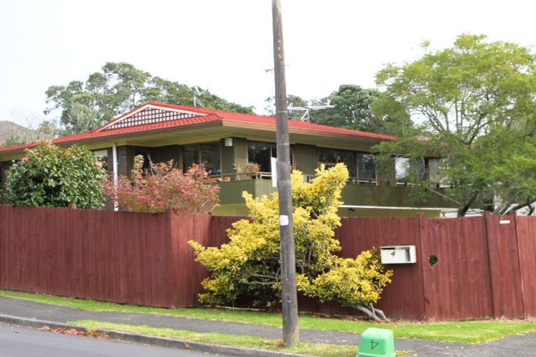 Photo of property in 1/1a Bledisloe Street, Cockle Bay, Auckland, 2014