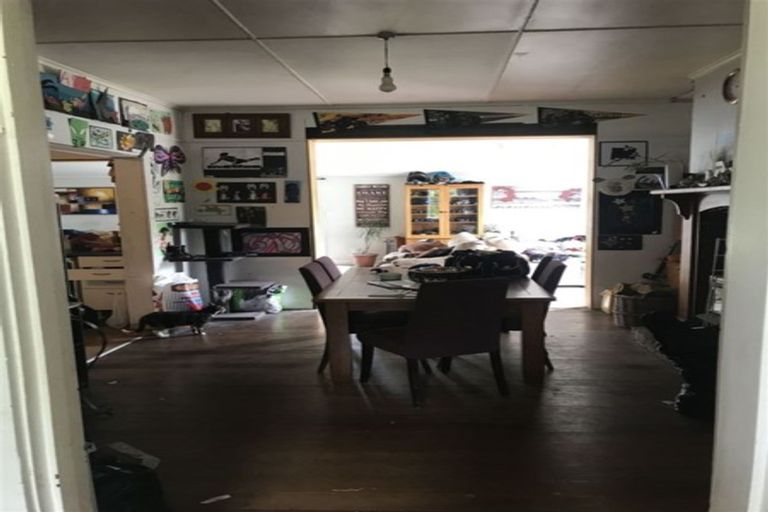 Photo of property in 34 Whakapirau Road, Maungaturoto, 0583