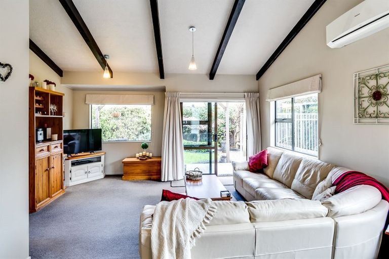 Photo of property in 42c Auckland Road, Greenmeadows, Napier, 4112