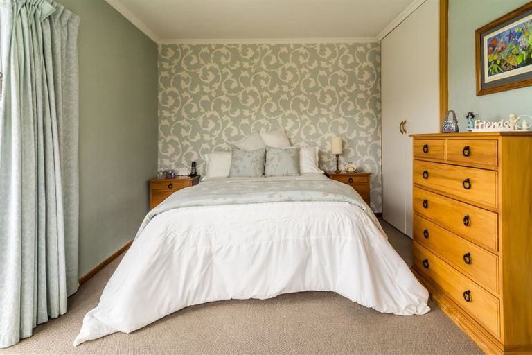 Photo of property in 300b Pages Road, Wainoni, Christchurch, 8061