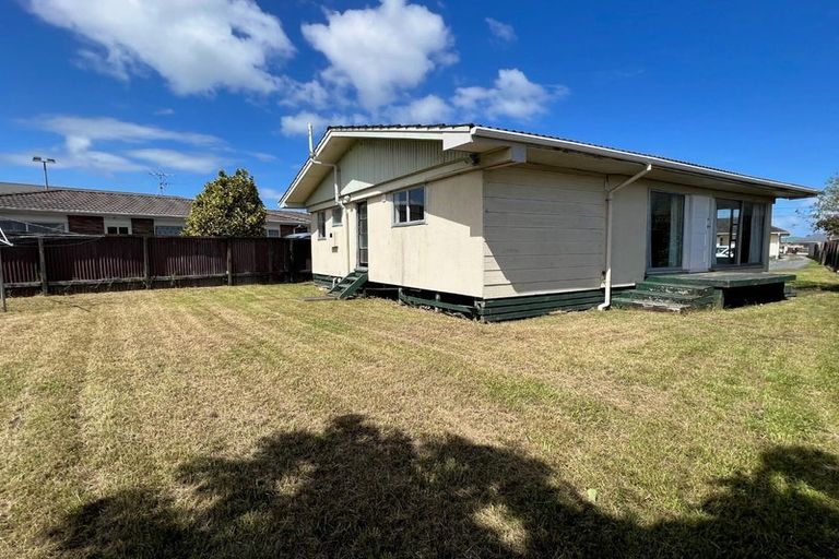 Photo of property in 16 Hall Avenue, Mangere, Auckland, 2022