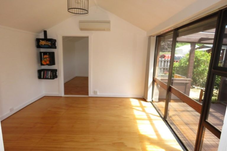 Photo of property in 4/4963 Waimate Highway, Glenavy, Waimate, 7980