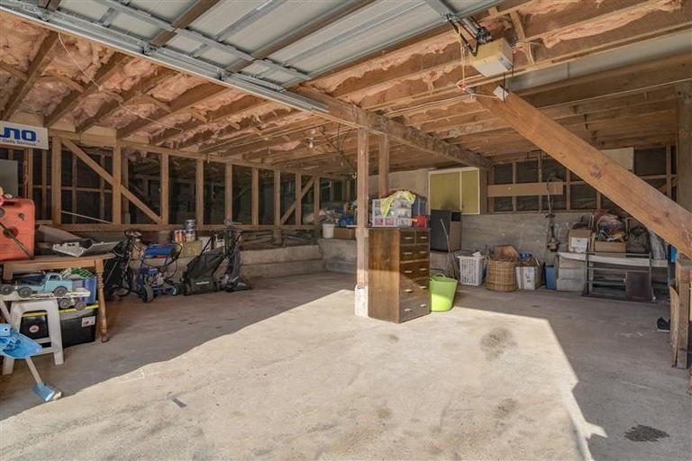 Photo of property in 34 Sowman Street, The Brook, Nelson, 7010