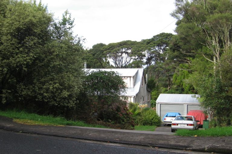 Photo of property in 6 Minnehaha Avenue, Titirangi, Auckland, 0604