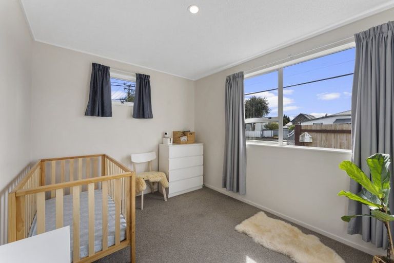 Photo of property in 2/56 Ward Street, Trentham, Upper Hutt, 5018