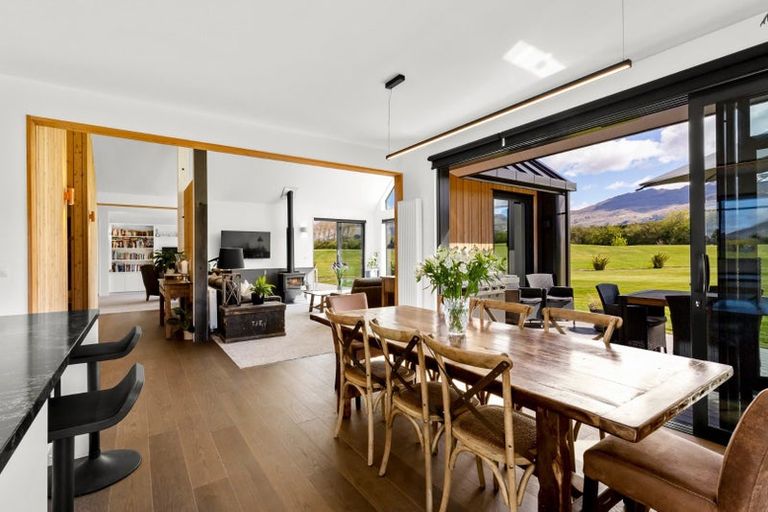 Photo of property in 2 Ayrshire Lane, Speargrass Flat, Queenstown, 9371