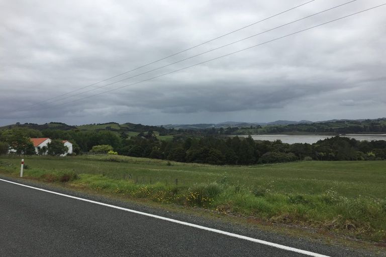 Photo of property in 237 Pahi Road, Pahi, Paparoa, 0571