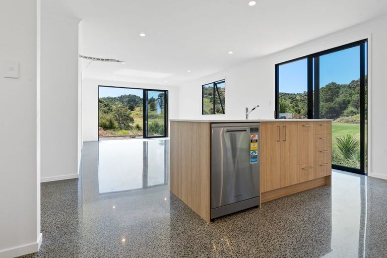 Photo of property in 4 Rihi Paea Rise, Ngunguru, 0173