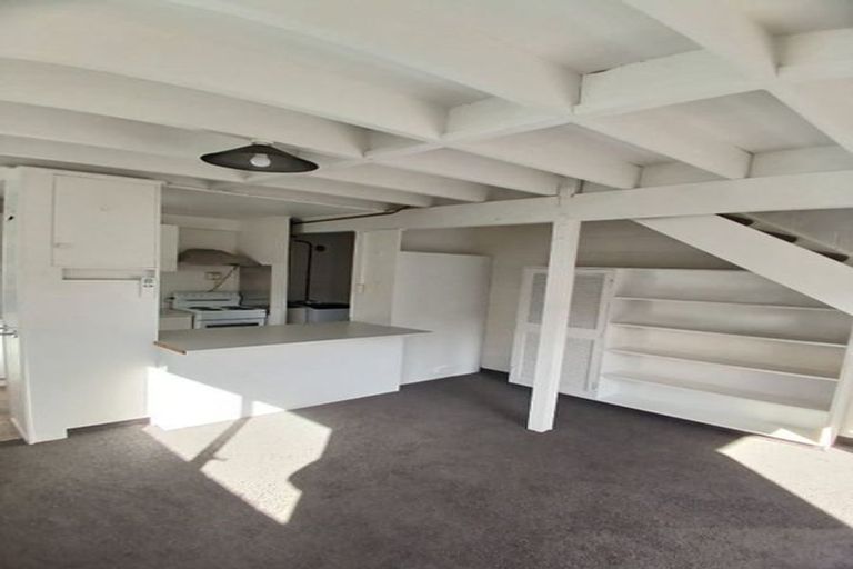 Photo of property in Paddington Apartments, 11/15 Mckinley Crescent, Brooklyn, Wellington, 6021