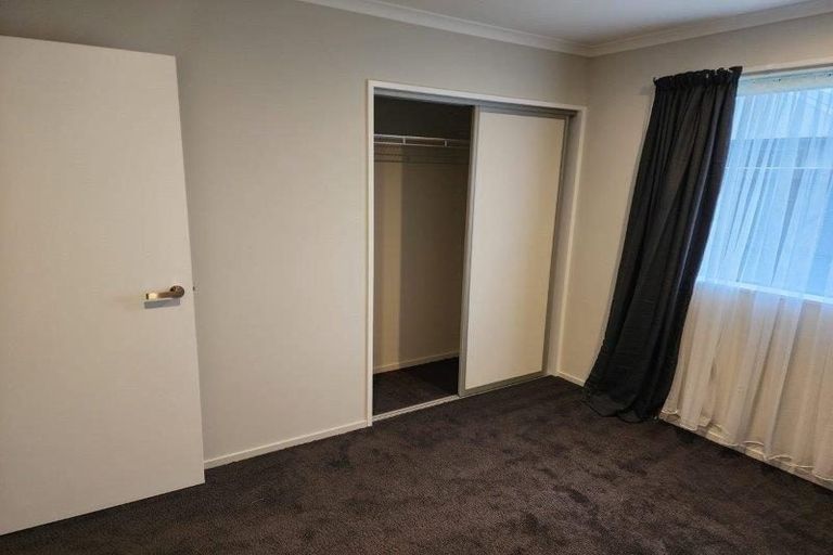 Photo of property in 2 Tara Crescent, Woodend, 7610