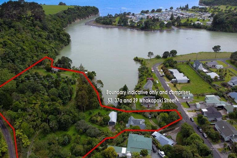 Photo of property in 39 Whakapaki Street, Urenui, 4375