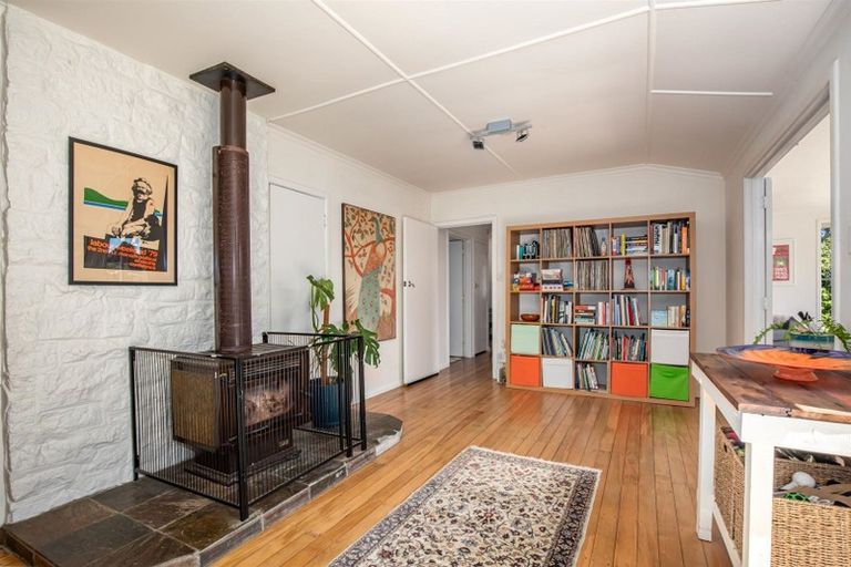 Photo of property in 3 Mira Grove, Paekakariki, 5034