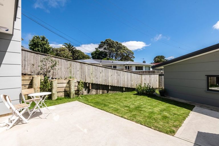 Photo of property in 41 Brindle Way, Newlands, Wellington, 6037