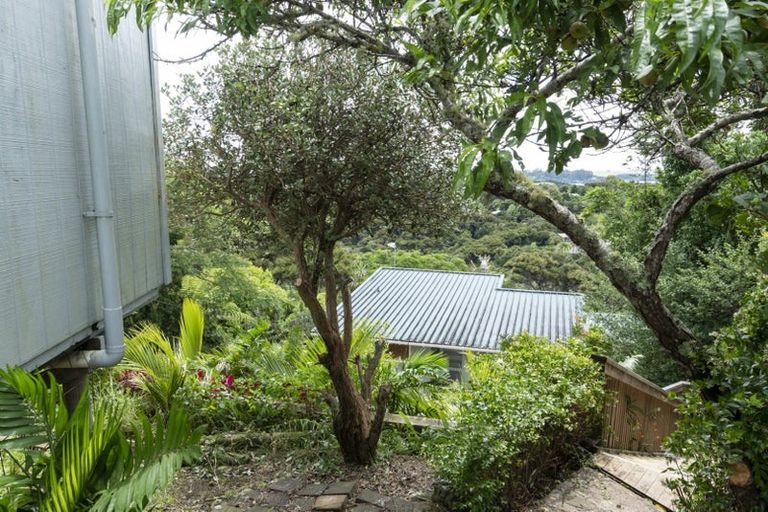 Photo of property in 43 Doves Bay Road, Kerikeri, 0294
