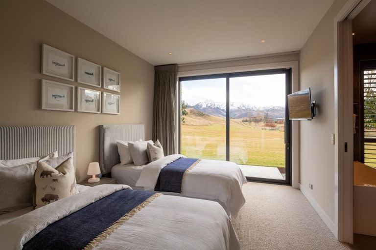 Photo of property in 7 Bendemeer Lane, Lake Hayes, Queenstown, 9371