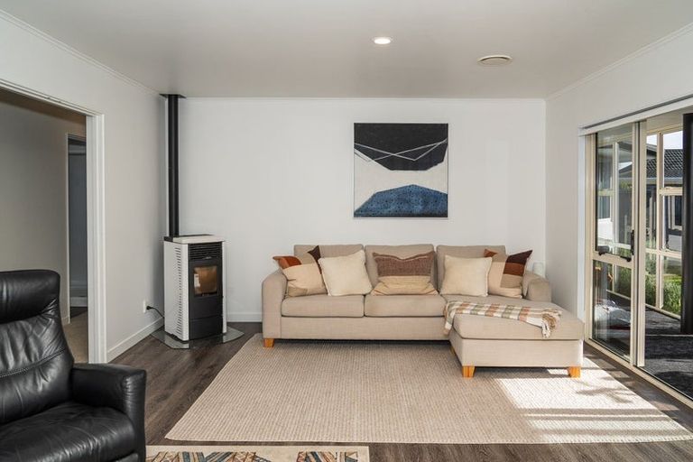 Photo of property in 6 Springswood Grove, Springlands, Blenheim, 7201